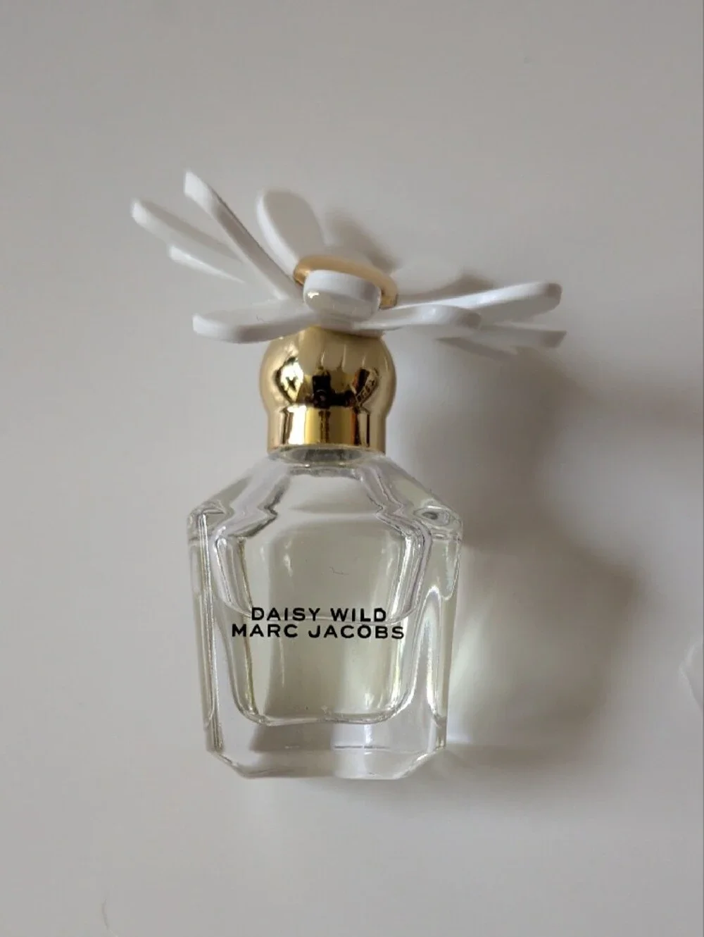 Marc Jacobs Daisy Mini Trio in White and Gold